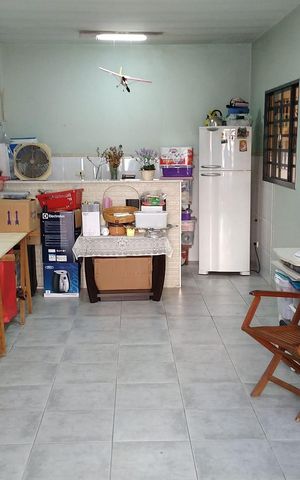 Casa à venda com 264m², 4 quartos e 4 vagas