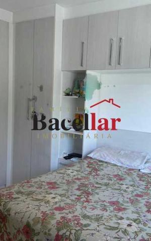 Casa à venda com 144m², 2 quartos e 3 vagas