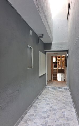 Casa à venda com 126m², 3 quartos e 2 vagasCorredor 