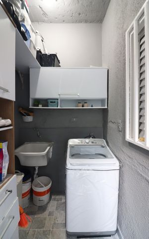 Casa à venda com 126m², 3 quartos e 2 vagasÁrea de Serviço