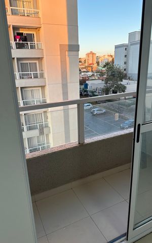 Apartamento à venda com 60m², 2 quartos e 1 vaga Apartamento à venda com 60m², 2 quartos e 1 vagaVaranda
