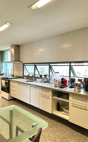 Apartamento à venda com 659m², 4 quartos e 3 vagas