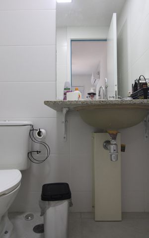 Apartamento para alugar com 65m², 2 quartos e 1 vagaBanheiro da suíte