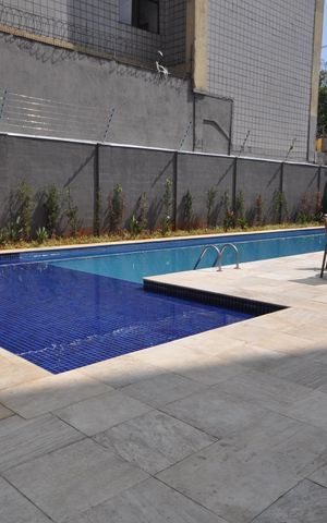 Apartamento à venda com 34m², 1 quarto e sem vagaÁrea comum - Piscina