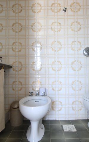 Casa de condomínio à venda com 360m², 3 quartos e 2 vagasBanheiro da suíte