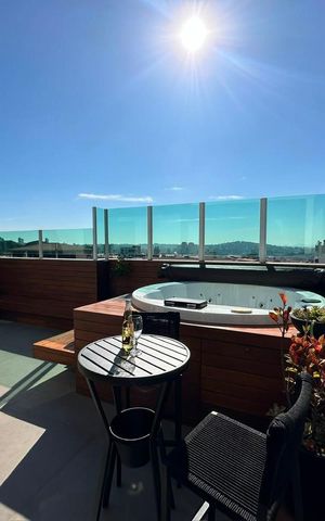 Apartamento à venda com 198m², 3 quartos e 2 vagasÁrea Privativa - hidromassagem 