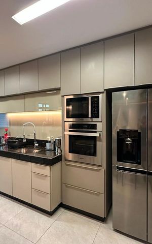 Apartamento à venda com 198m², 3 quartos e 2 vagasCozinha 1