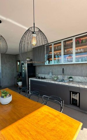 Apartamento à venda com 198m², 3 quartos e 2 vagasCozinha 1
