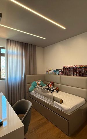 Apartamento à venda com 198m², 3 quartos e 2 vagasQuarto 1