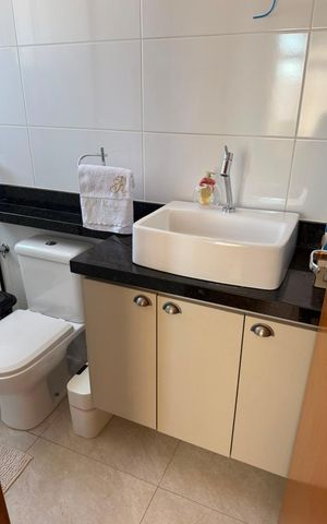 Apartamento à venda com 198m², 3 quartos e 2 vagasBanheiro Social