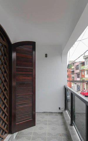 Casa para alugar com 120m², 3 quartos e 1 vaga Casa para alugar com 120m², 3 quartos e 1 vagaVaranda da suite