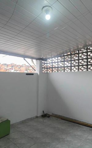 Casa para alugar com 120m², 3 quartos e 1 vaga Casa para alugar com 120m², 3 quartos e 1 vagaÁrea de Serviço