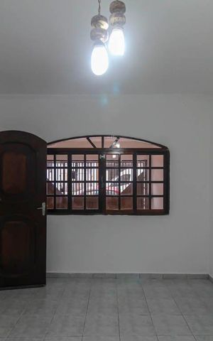 Casa para alugar com 120m², 3 quartos e 1 vaga Casa para alugar com 120m², 3 quartos e 1 vagaSala