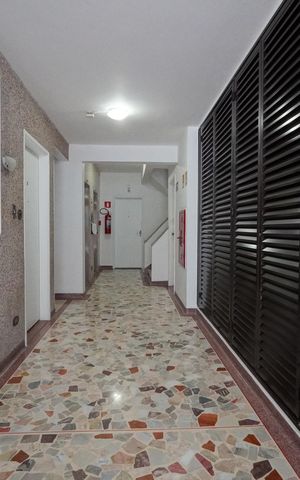 Apartamento para alugar com 62m², 2 quartos e 1 vagaHall de entrada