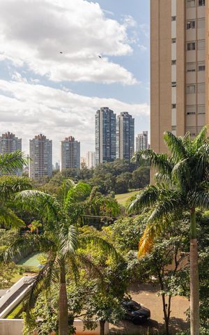 Apartamento à venda com 136m², 3 quartos e 2 vagas Apartamento à venda com 136m², 3 quartos e 2 vagasVista