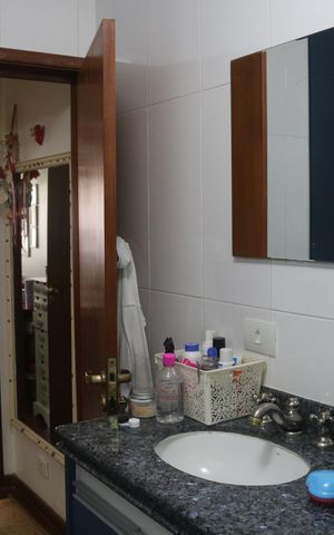 Apartamento à venda com 192m², 3 quartos e 2 vagasBanheiro 2