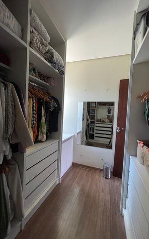 Casa à venda com 180m², 3 quartos e 1 vagaCloset da Suíte 