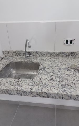 Apartamento para alugar com 39m², 2 quartos e 1 vagaSala/Cozinha