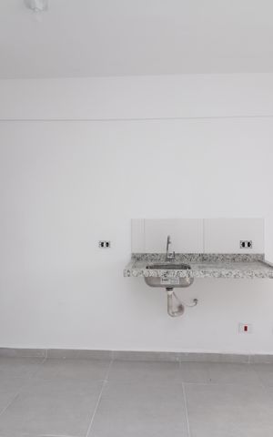 Apartamento para alugar com 37m², 2 quartos e 1 vagaSala/Cozinha
