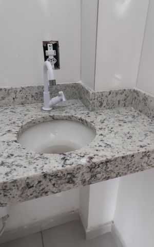 Apartamento à venda com 37m², 2 quartos e 1 vagaBanheiro