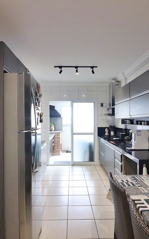 Apartamento à venda com 158m², 3 quartos e 3 vagasCozinha 