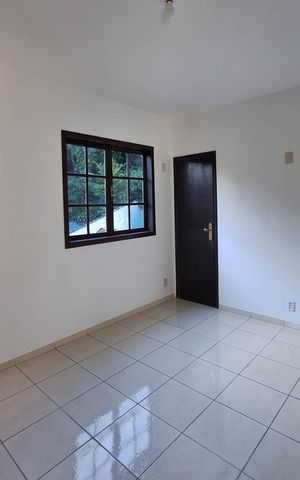 Casa de condomínio à venda com 258m², 3 quartos e 4 vagas Casa de condomínio à venda com 258m², 3 quartos e 4 vagasSuíte 1
