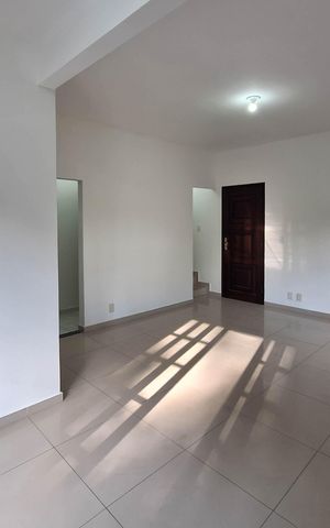 Casa de condomínio à venda com 258m², 3 quartos e 4 vagas Casa de condomínio à venda com 258m², 3 quartos e 4 vagasSala