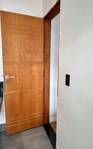 Casa à venda com 240m², 3 quartos e 8 vagas Casa à venda com 240m², 3 quartos e 8 vagasBanheiro da Suíte 2