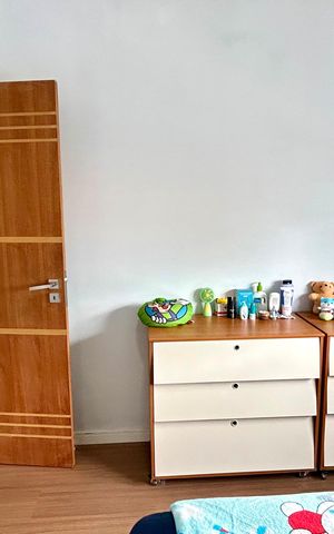 Casa à venda com 240m², 3 quartos e 8 vagas Casa à venda com 240m², 3 quartos e 8 vagasQuarto Suíte 2