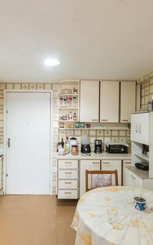 Apartamento para alugar com 200m², 4 quartos e 4 vagasCozinha