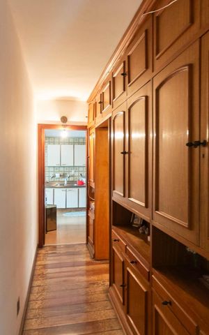 Apartamento para alugar com 200m², 4 quartos e 4 vagasCorredor