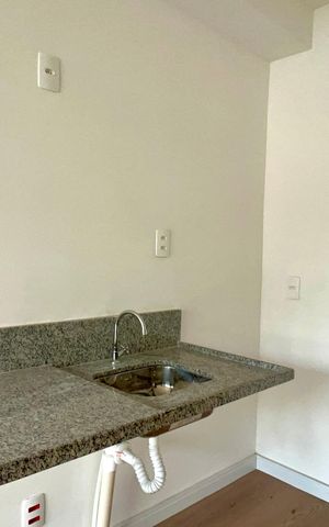 Studio à venda com 31m², 1 quarto e sem vaga Studio à venda com 31m², 1 quarto e sem vagaZ