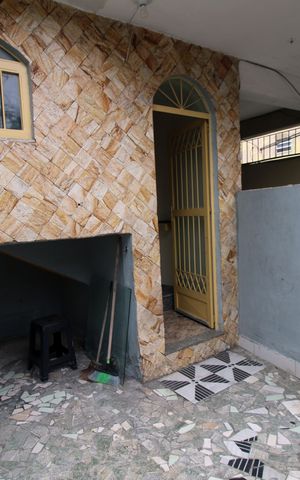 Casa à venda com 65m², 2 quartos e 1 vagaGaragem