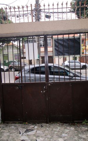 Casa à venda com 65m², 2 quartos e 1 vagaGaragem