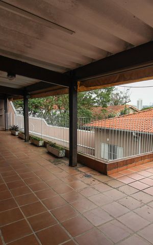 Casa para alugar com 401m², 4 quartos e 5 vagas Casa para alugar com 401m², 4 quartos e 5 vagasMezanino