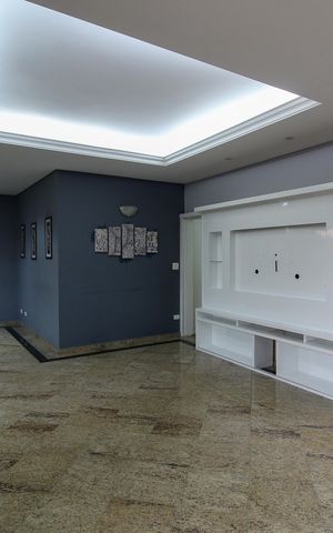 Casa para alugar com 401m², 4 quartos e 5 vagas Casa para alugar com 401m², 4 quartos e 5 vagasSala