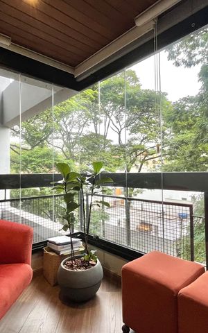 Apartamento à venda com 110m², 2 quartos e 2 vagas Apartamento à venda com 110m², 2 quartos e 2 vagasVaranda