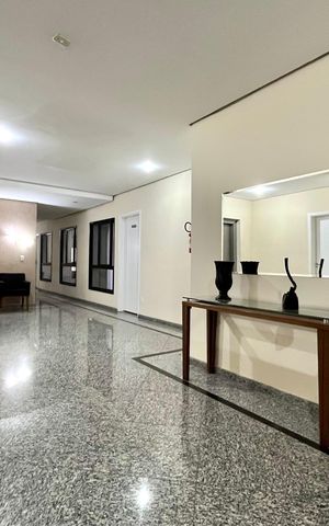 Apartamento à venda com 110m², 2 quartos e 2 vagas Apartamento à venda com 110m², 2 quartos e 2 vagasHall social