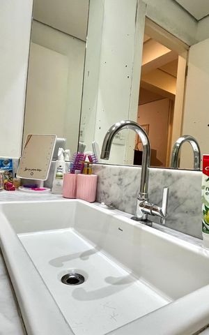 Apartamento à venda com 110m², 2 quartos e 2 vagas Apartamento à venda com 110m², 2 quartos e 2 vagasBanheiro Corredor