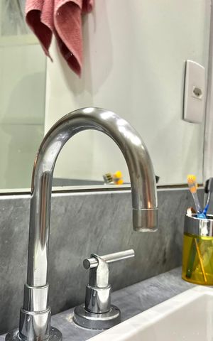 Apartamento à venda com 110m², 2 quartos e 2 vagas Apartamento à venda com 110m², 2 quartos e 2 vagasBanheiro da Suíte