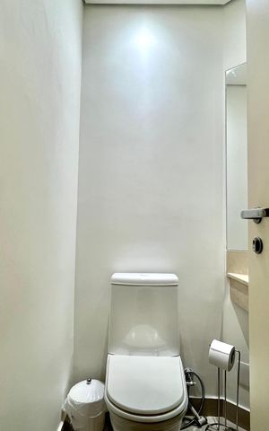 Apartamento à venda com 110m², 2 quartos e 2 vagas Apartamento à venda com 110m², 2 quartos e 2 vagasLavabo