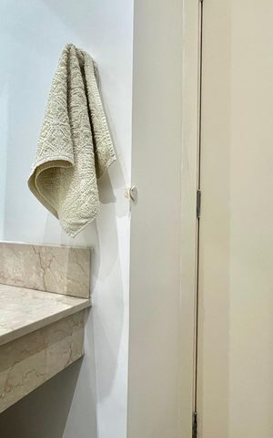Apartamento à venda com 110m², 2 quartos e 2 vagas Apartamento à venda com 110m², 2 quartos e 2 vagasLavabo