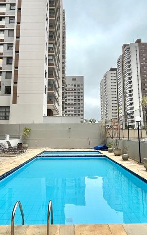 Apartamento à venda com 110m², 2 quartos e 2 vagas Apartamento à venda com 110m², 2 quartos e 2 vagasÁrea comum - Piscina