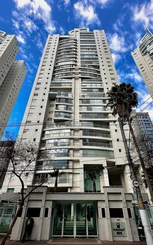 Apartamento à venda com 111m², 2 quartos e 2 vagas Apartamento à venda com 111m², 2 quartos e 2 vagasFachada