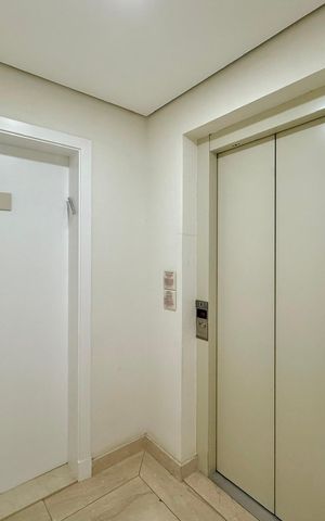 Apartamento à venda com 111m², 2 quartos e 2 vagas Apartamento à venda com 111m², 2 quartos e 2 vagasHall Social Apartamento