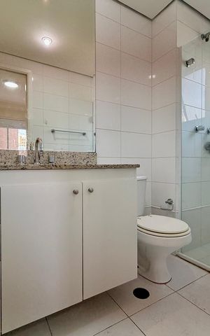 Apartamento à venda com 111m², 2 quartos e 2 vagas Apartamento à venda com 111m², 2 quartos e 2 vagasBanheiro Suíte