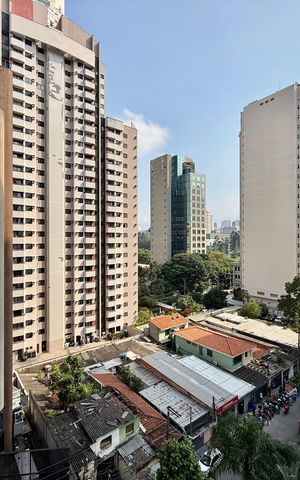 Apartamento à venda com 111m², 2 quartos e 2 vagas Apartamento à venda com 111m², 2 quartos e 2 vagasVista