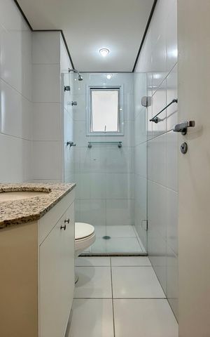 Apartamento à venda com 111m², 2 quartos e 2 vagas Apartamento à venda com 111m², 2 quartos e 2 vagasBanheiro Social