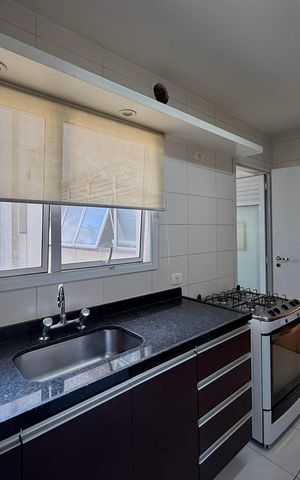 Apartamento à venda com 111m², 2 quartos e 2 vagas Apartamento à venda com 111m², 2 quartos e 2 vagasBanheiro Social