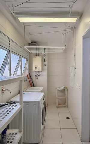 Apartamento à venda com 111m², 2 quartos e 2 vagas Apartamento à venda com 111m², 2 quartos e 2 vagasÁrea de Serviço